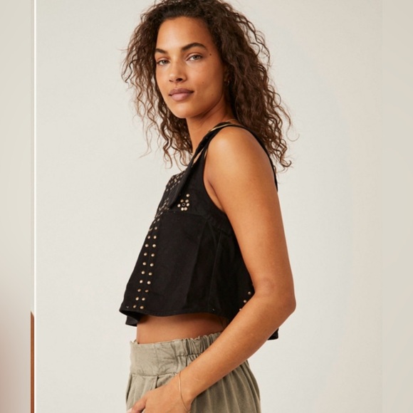 Free People Rikki studded cropped top with metal embellishment - Picture 2 of 10